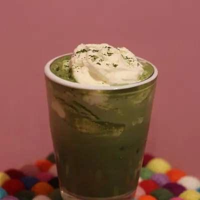 Matcha latté glacé