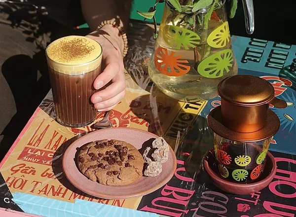 Terrasse café phin & cookies